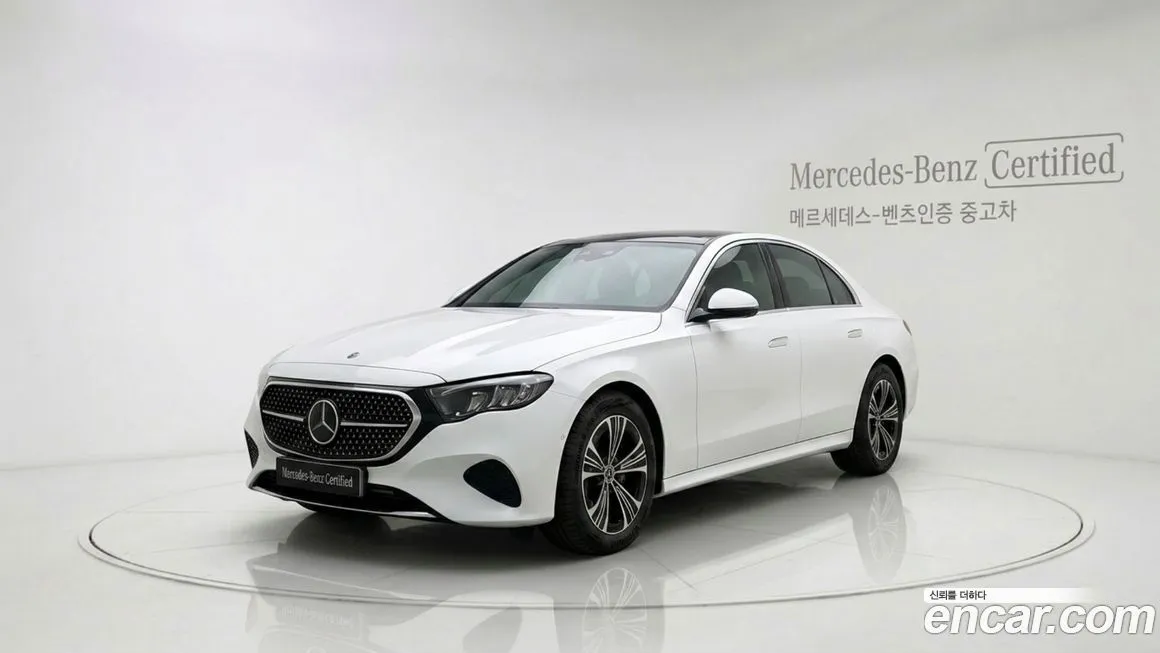 Mercedes-Benz E-Class — фото 1