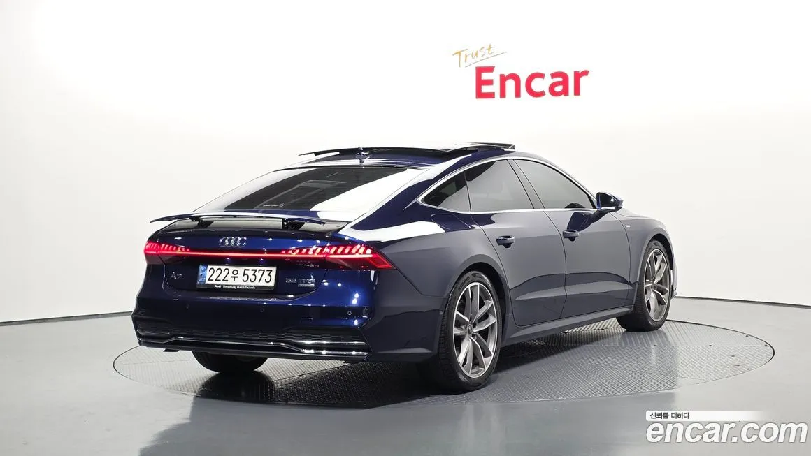 Audi A7 — фото 2