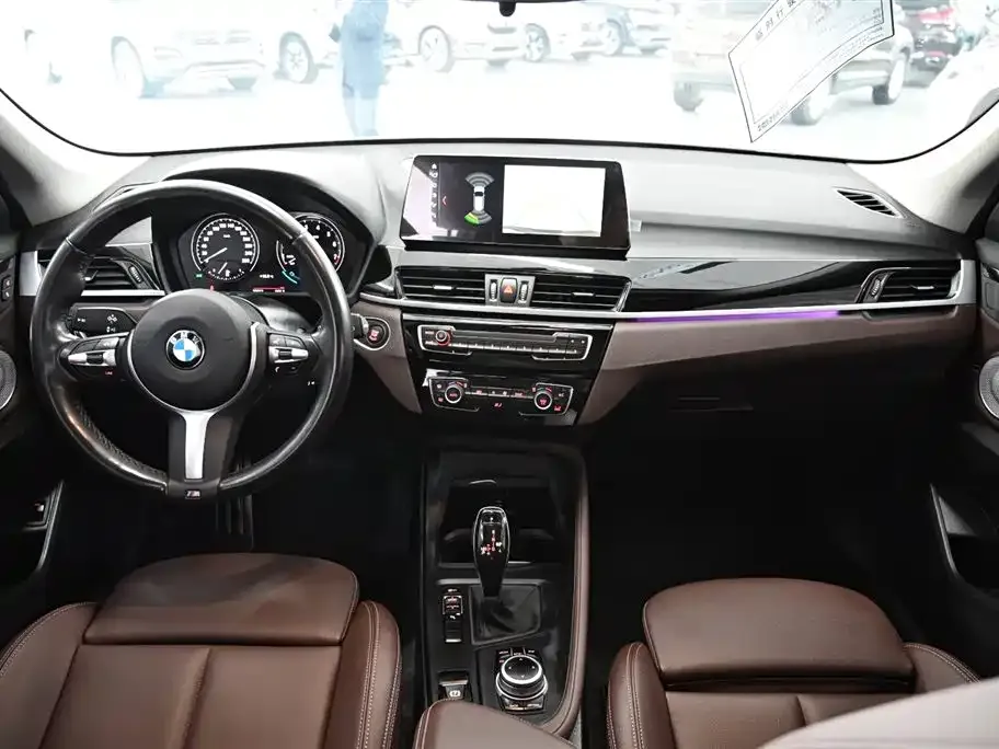 BMW X1 — фото 8