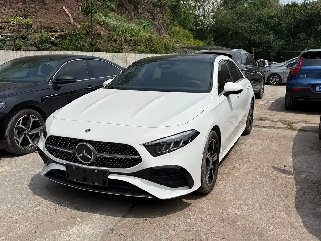 Mercedes-Benz A-Class — фото 1