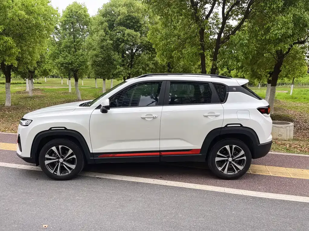 Changan CS35PLUS — фото 10