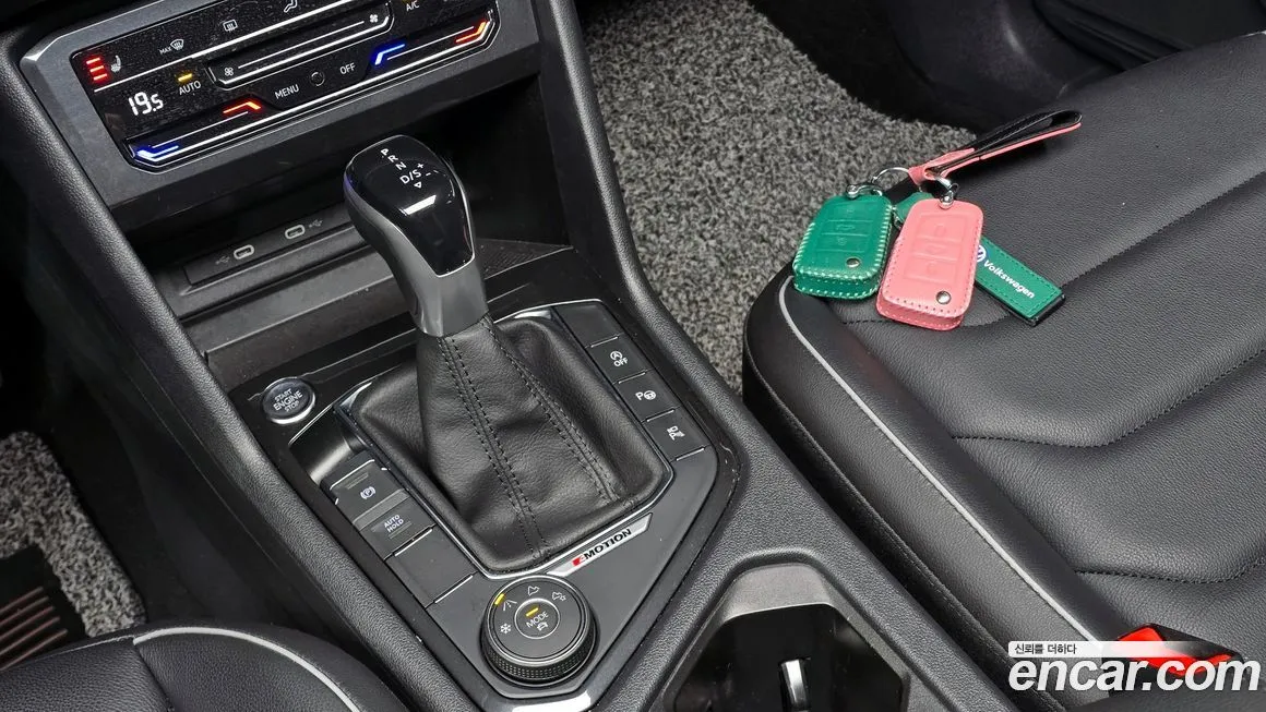 Volkswagen Tiguan — фото 8