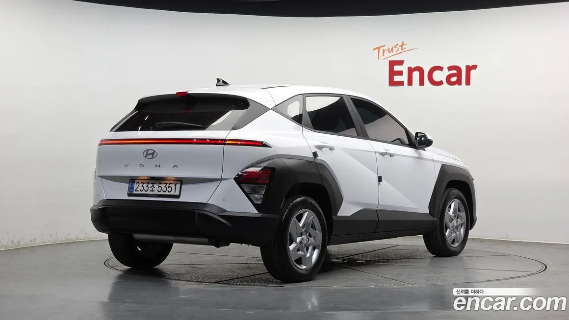 Hyundai Kona — фото 2