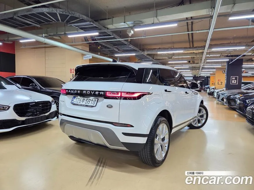 Land Rover Range Rover Evoque — фото 8