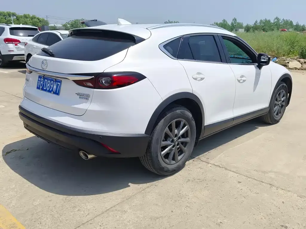 Mazda CX-4 — фото 3