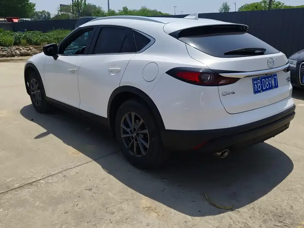 Mazda CX-4 — фото 6