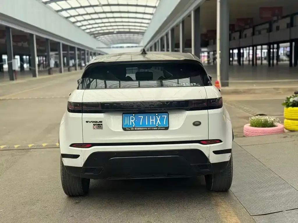 Land Rover Evoque — фото 7