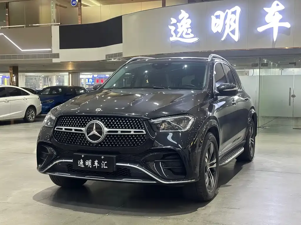 Mercedes-Benz GLE — фото 1