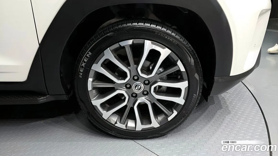 KG Mobility (Ssangyong) Torres — фото 8