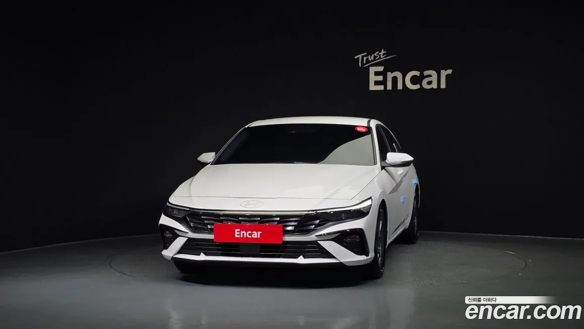 Hyundai AVANTE — фото 3
