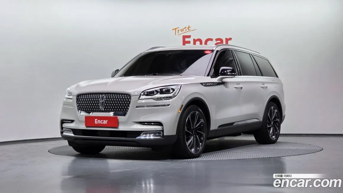 Lincoln Aviator — фото 1
