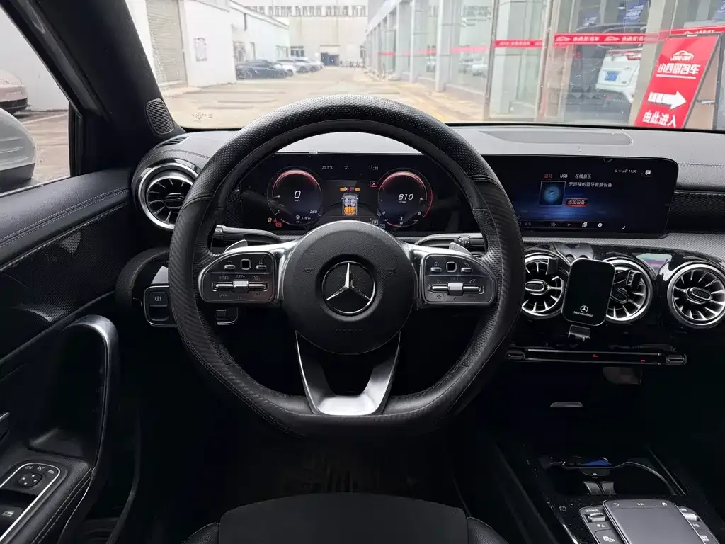 Mercedes-Benz A-Class — фото 4