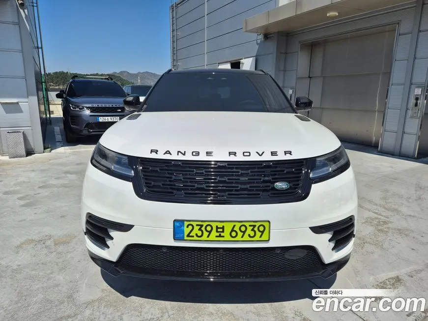 Land Rover Range Rover Velar — фото 1