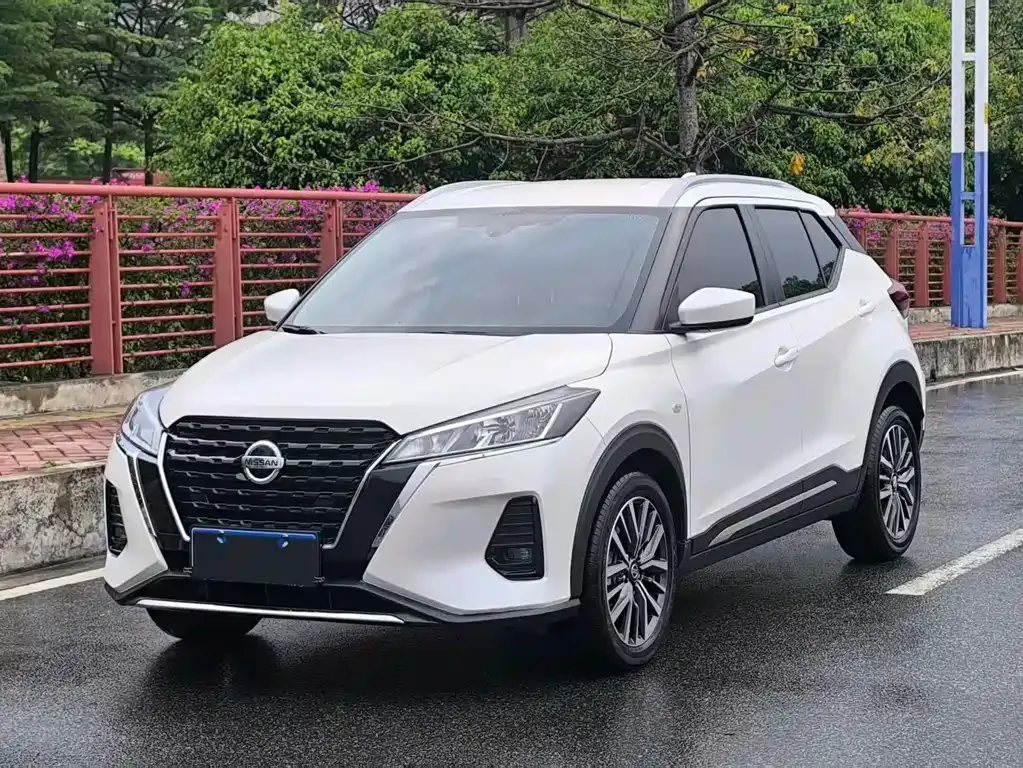 Nissan Kicks — фото 1