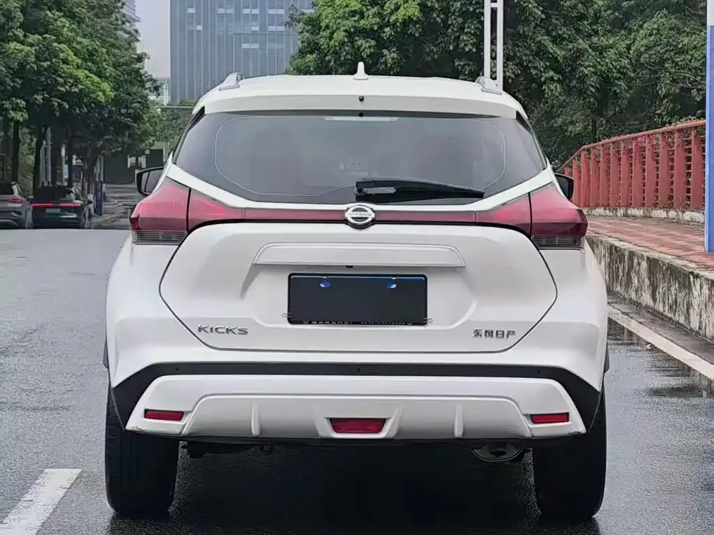 Nissan Kicks — фото 7