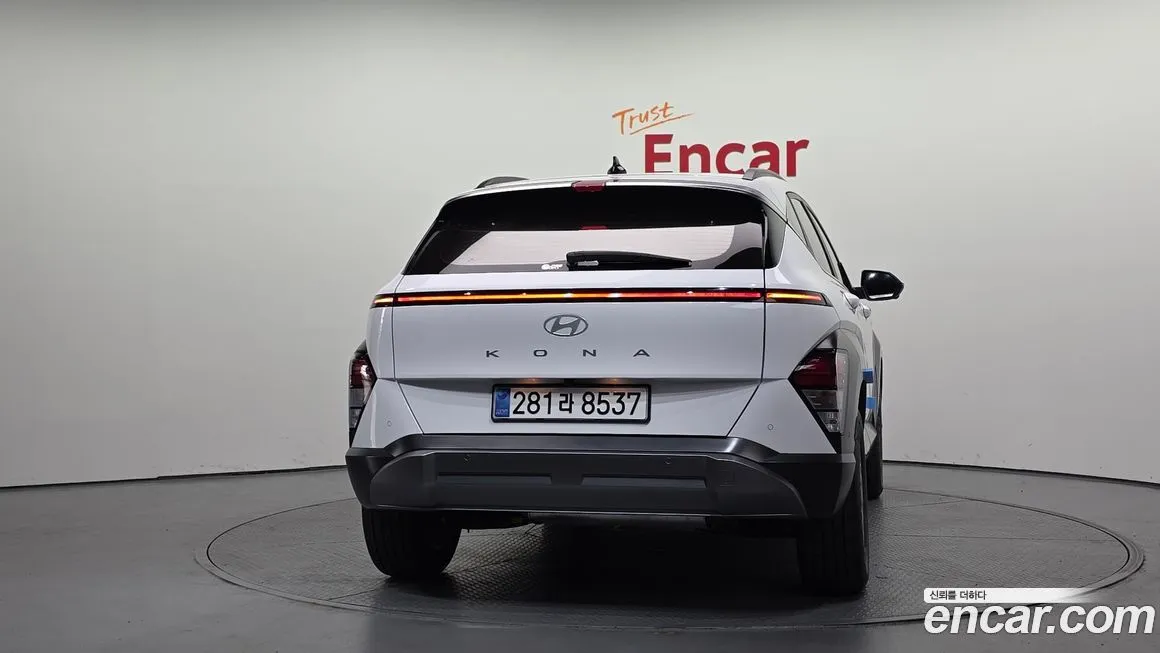 Hyundai Kona — фото 2