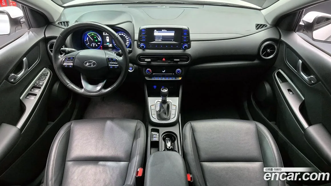 Hyundai Kona — фото 8