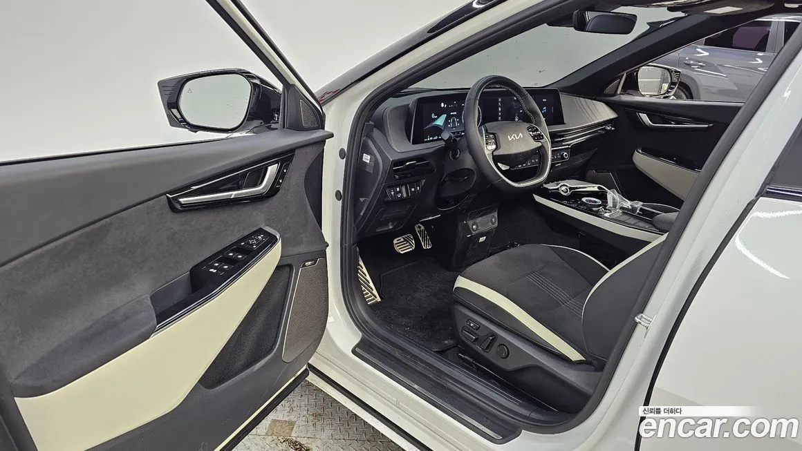 Kia EV6 — фото 4