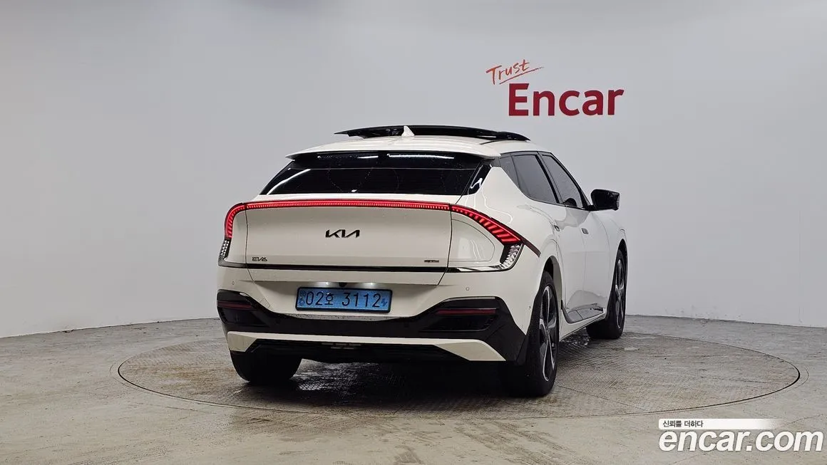 Kia EV6 — фото 2