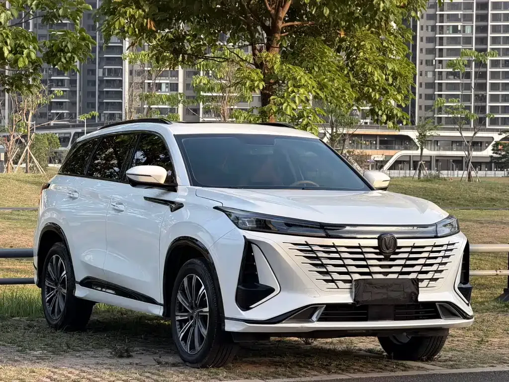 Changan CS75 PLUS — фото 5