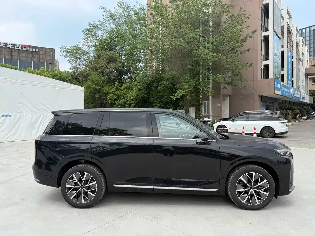 GAC Motor Trumpchi S9 — фото 9
