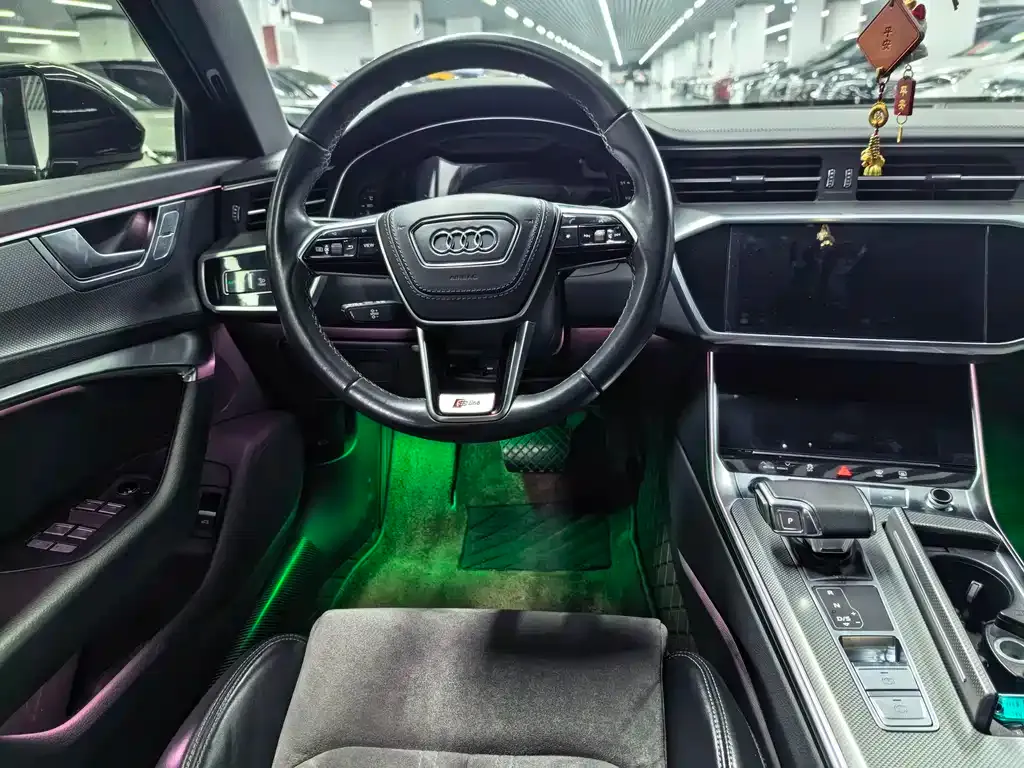 Audi A6L — фото 3