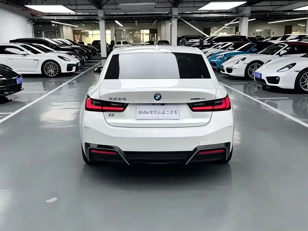 BMW i3 — фото 9
