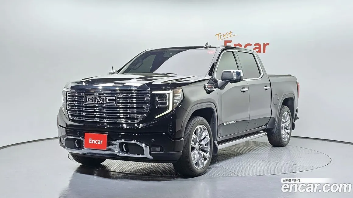 GMC Sierra — фото 1