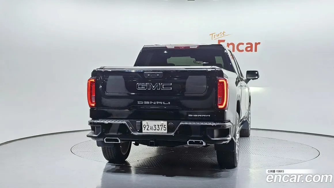 GMC Sierra — фото 6
