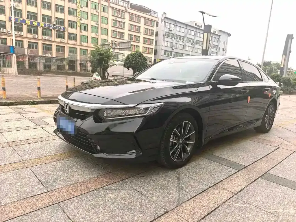 Honda Inspire — фото 1