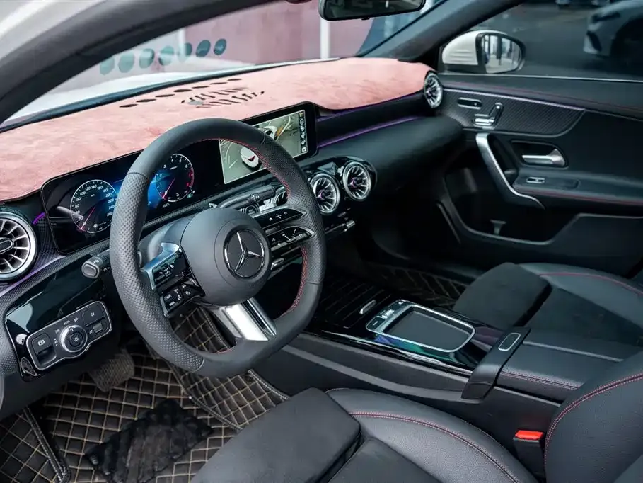 Mercedes-Benz A-Class — фото 10