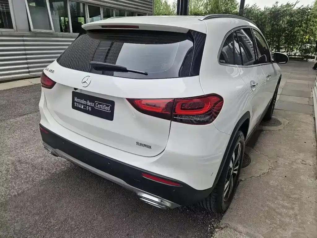 Mercedes-Benz GLA — фото 8