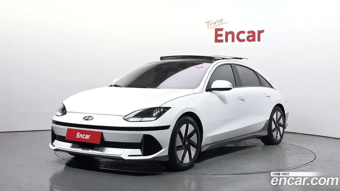 Hyundai Ioniq6 — фото 1