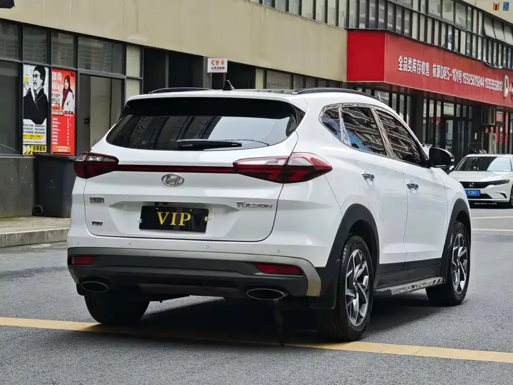 Hyundai Tucson — фото 8