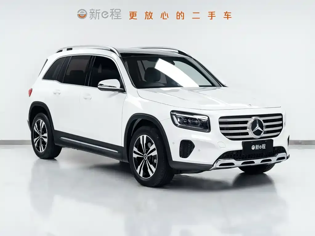 Mercedes-Benz GLB — фото 8