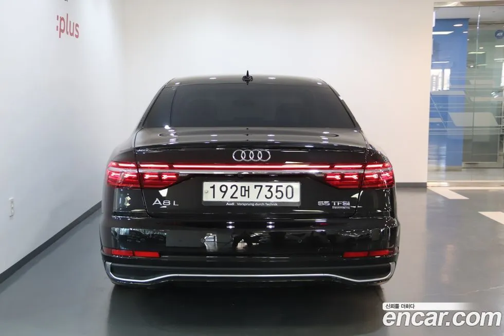 Audi A8 — фото 3