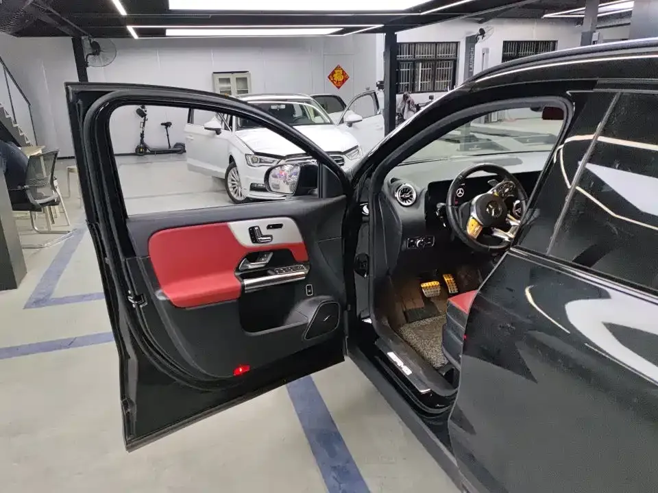 Mercedes-Benz GLA AMG — фото 7