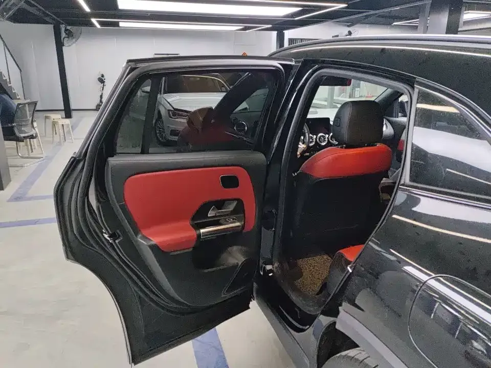 Mercedes-Benz GLA AMG — фото 5