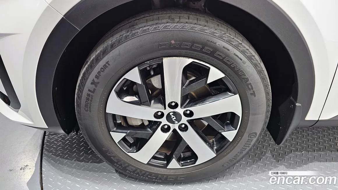 Kia Sorento — фото 6