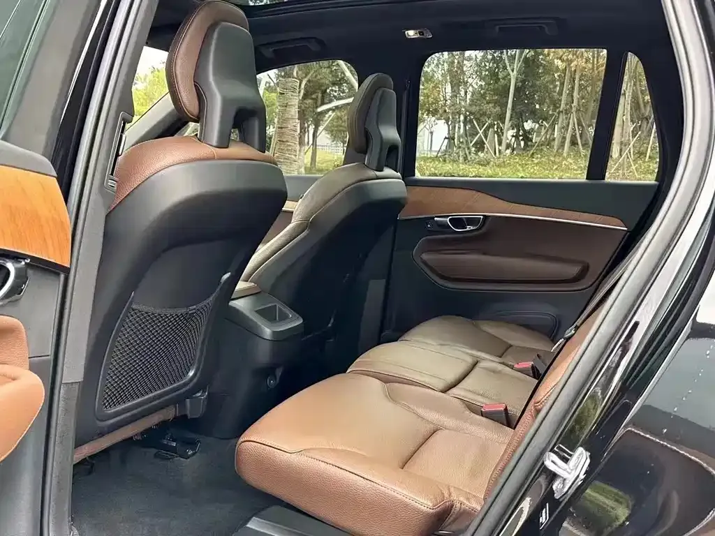 Volvo XC90 — фото 2