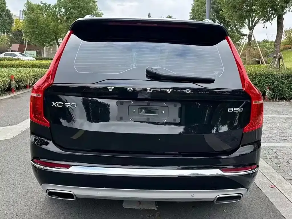 Volvo XC90 — фото 4