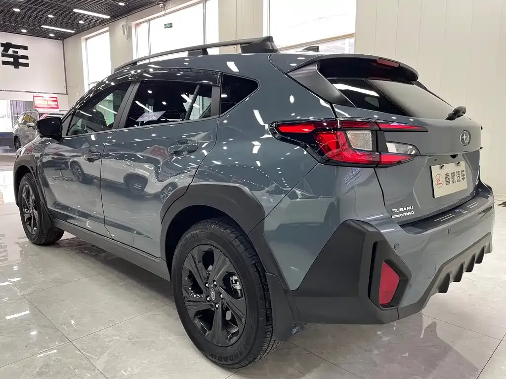 Subaru Crosstrek — фото 4