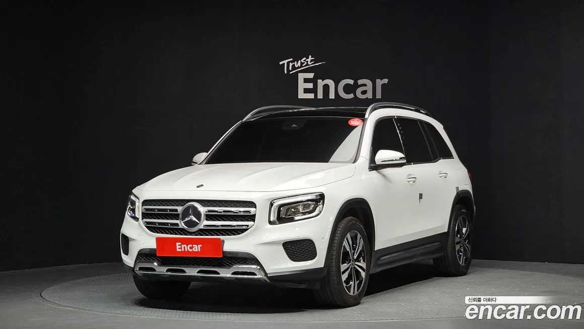 Mercedes-Benz GLB-Class — фото 1