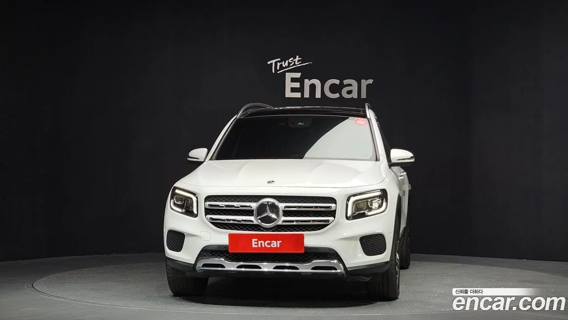 Mercedes-Benz GLB-Class — фото 2
