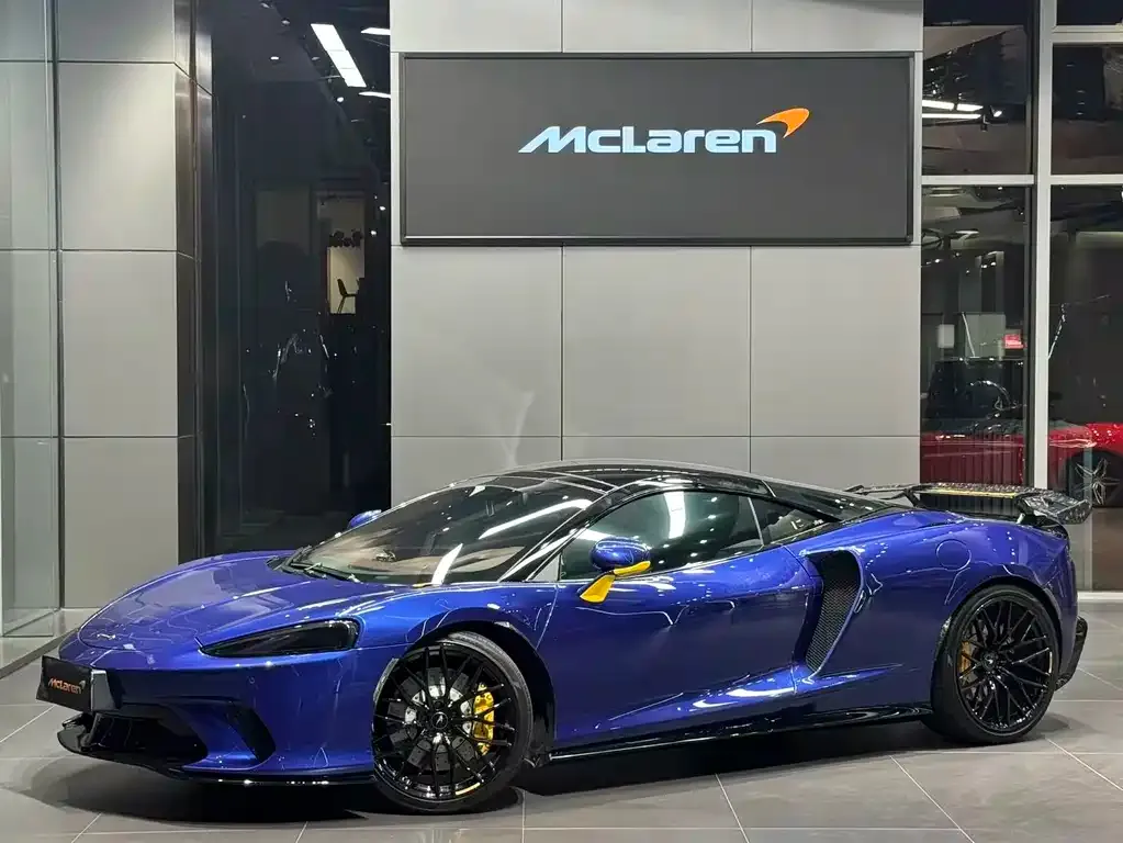McLaren GT — фото 1
