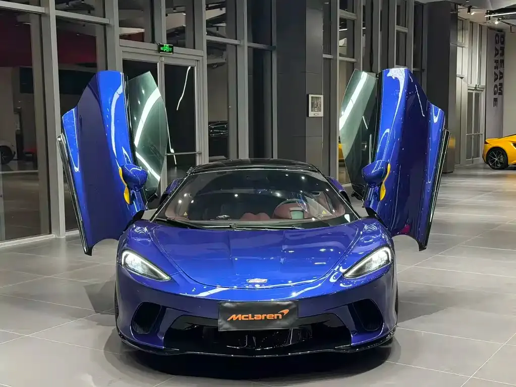McLaren GT — фото 10