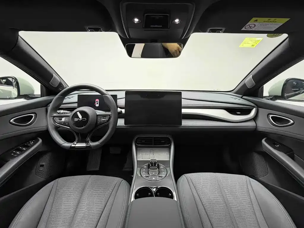 BYD Seal 06GT — фото 8