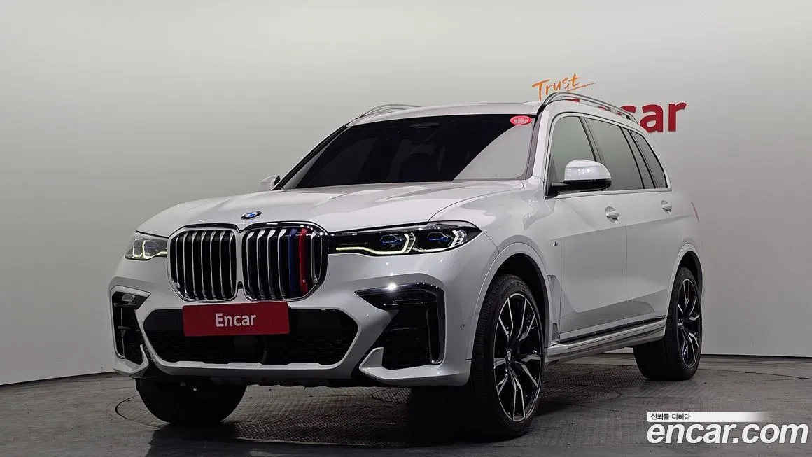 BMW X7 — фото 1