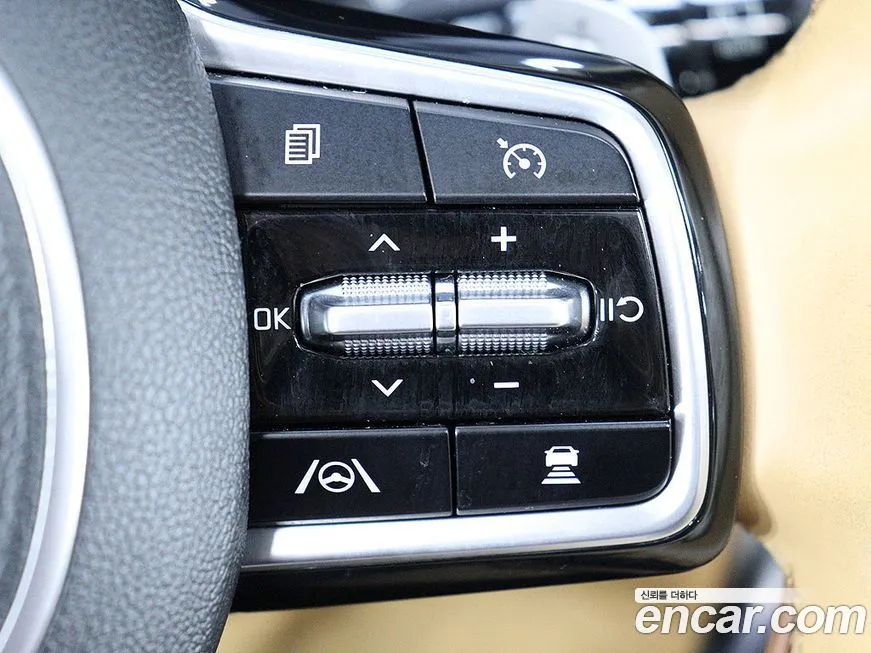 Kia Sorento — фото 7