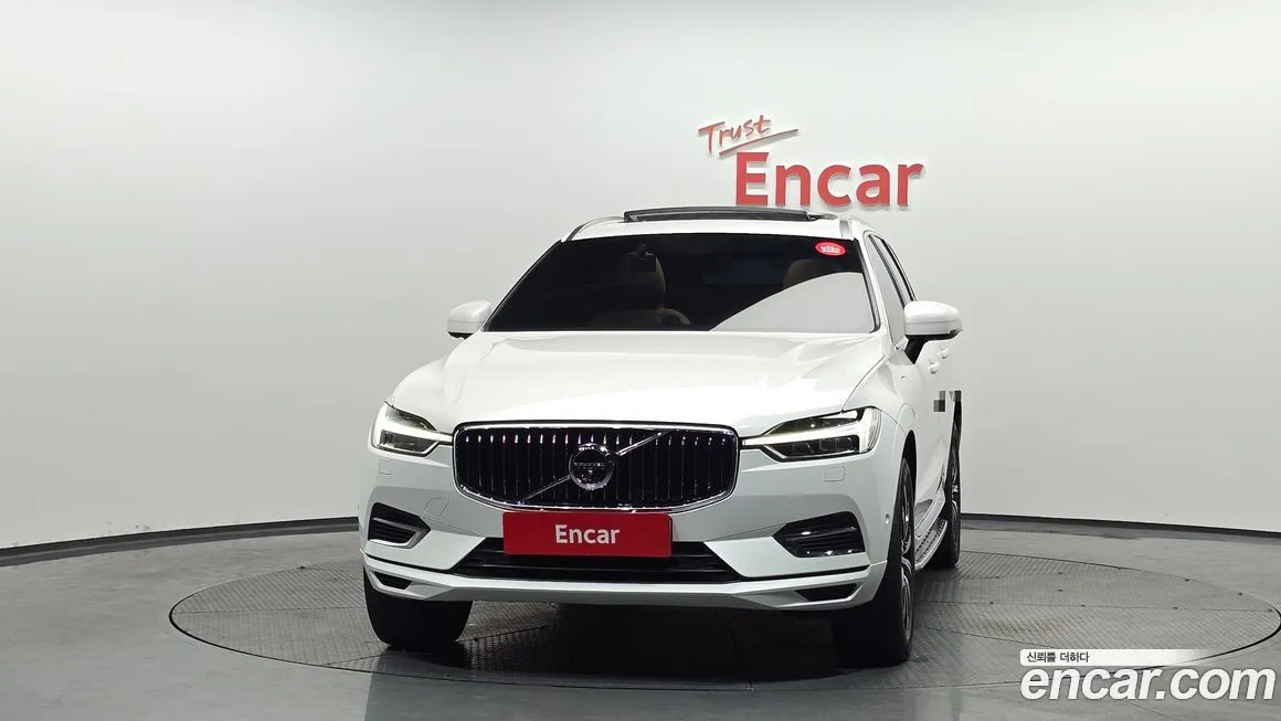 Volvo XC60 — фото 2